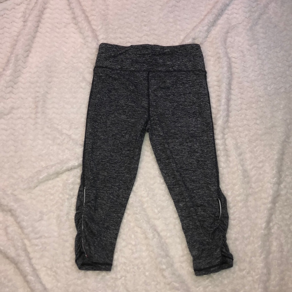 Tangerine crop leggings!!